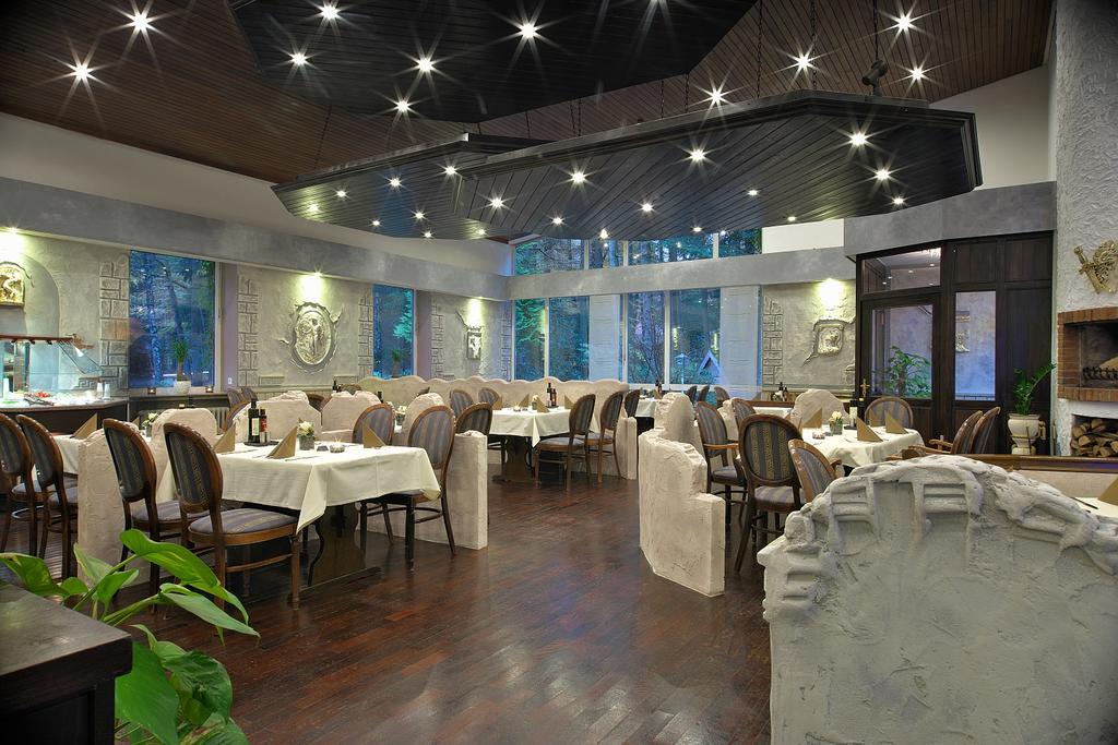 Waldhotel Surwold Екстериор снимка