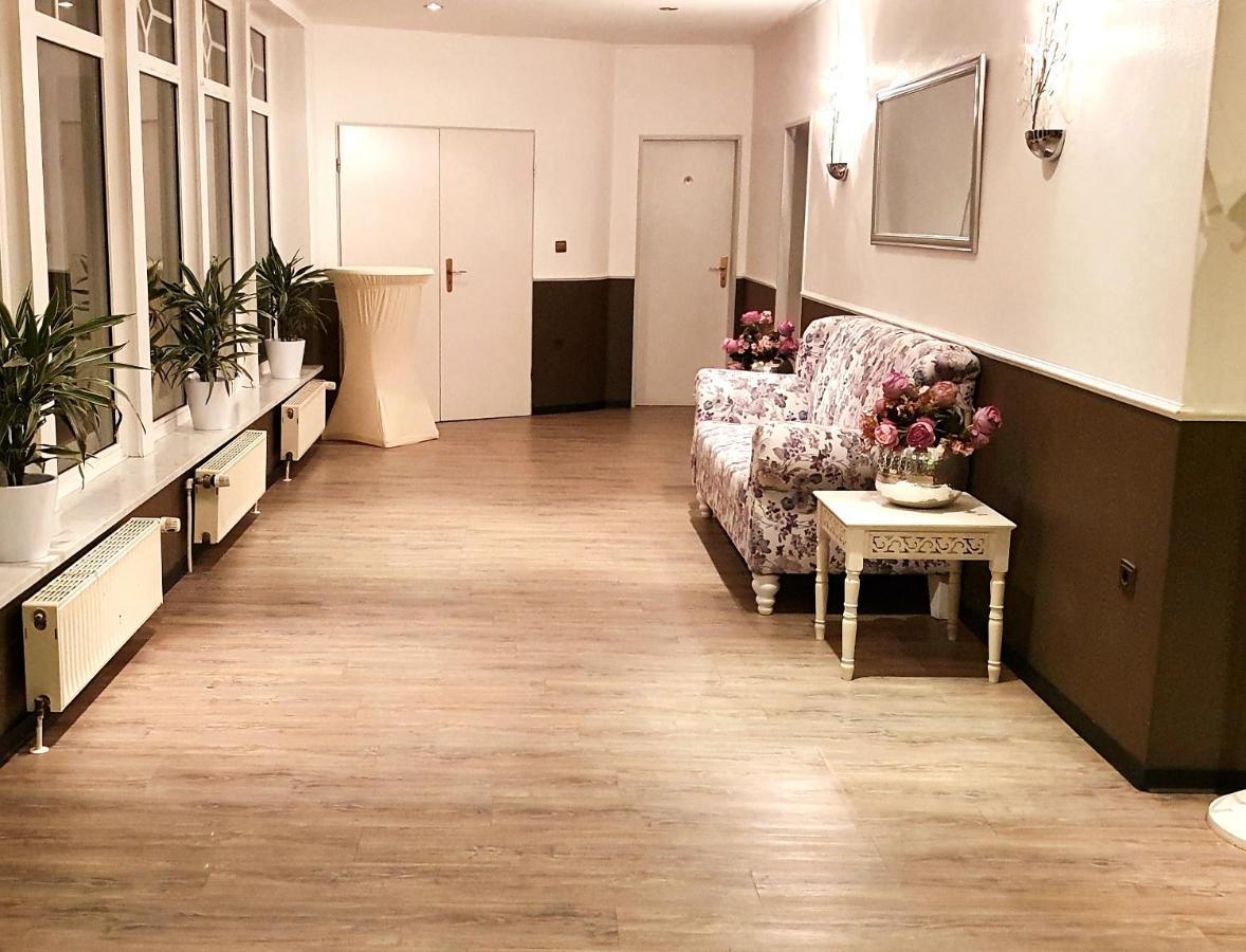 Waldhotel Surwold Екстериор снимка